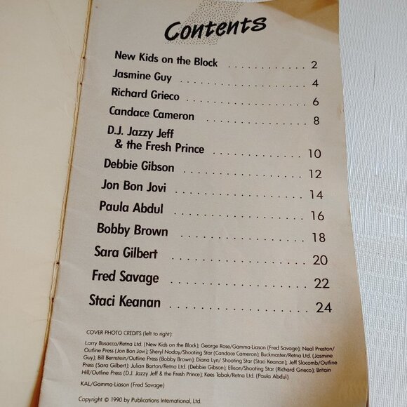 1990 Star Tracks Book featuring celebrities - Picture 2 of 3